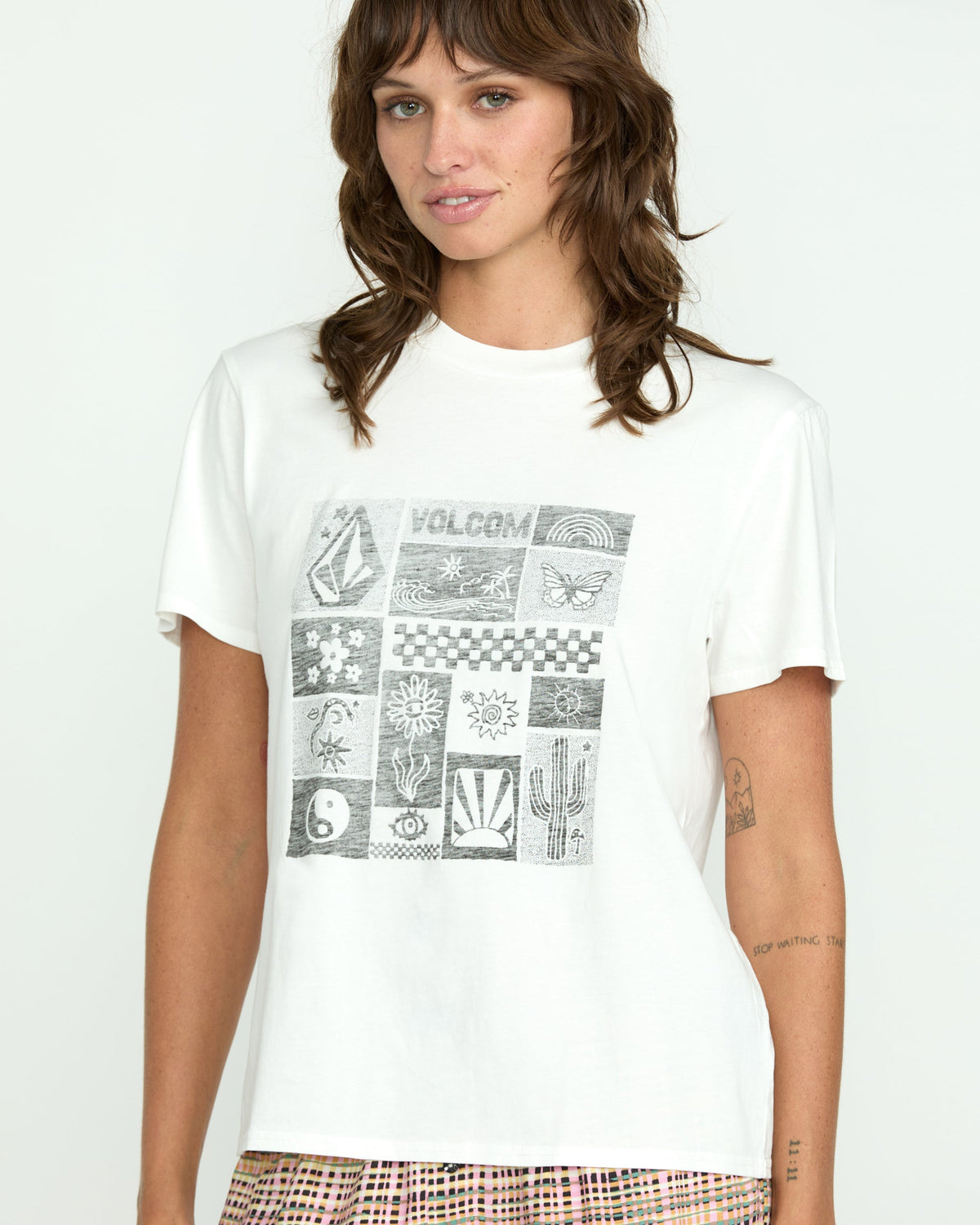Women's Lock It Up Tee | Volcom Classic