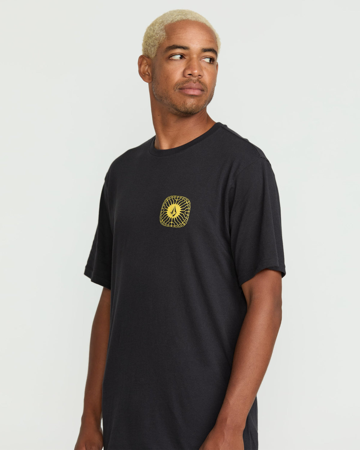 Men's Frequency Short Sleeve Tee | Volcom Top Pick