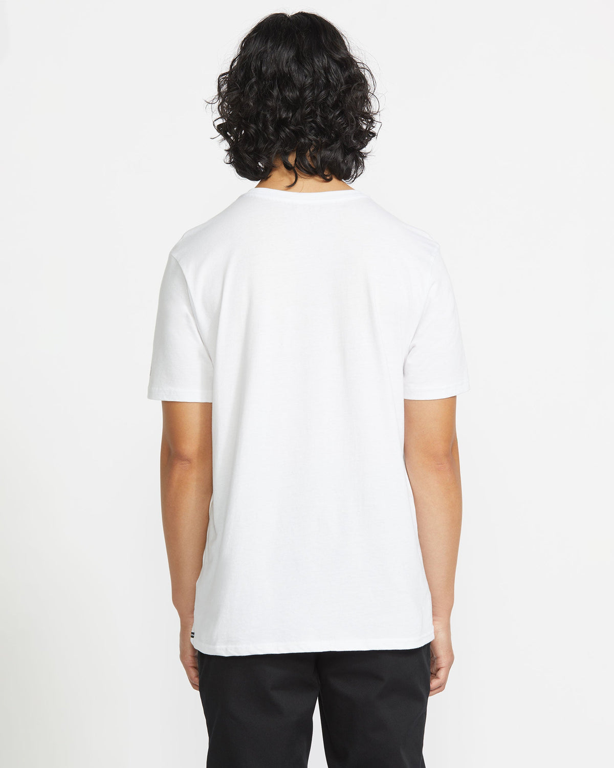 Men's Solid Short Sleeve Shirt Pocket Tee | Volcom Trending