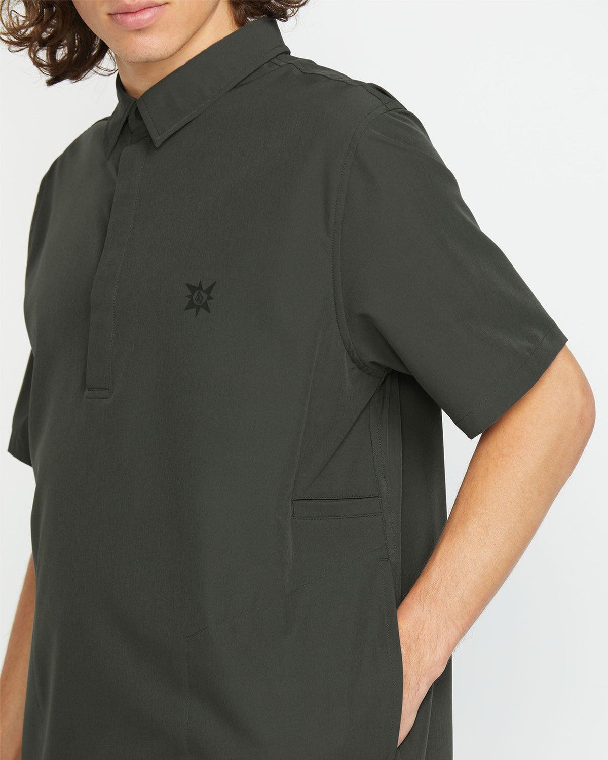 Volcom Japan Men's Sense Popover Short Sleeve Shirt | Volcom Signature