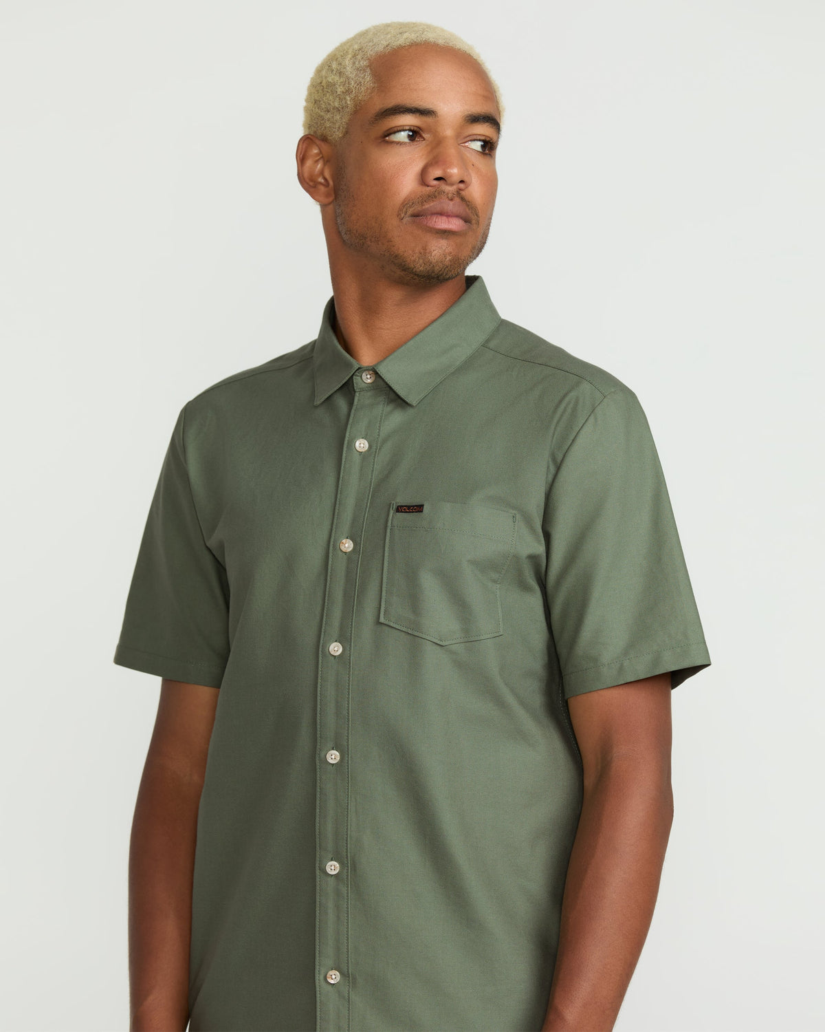 Men's Veeco Oxford Short Sleeve Shirt | Volcom Essential
