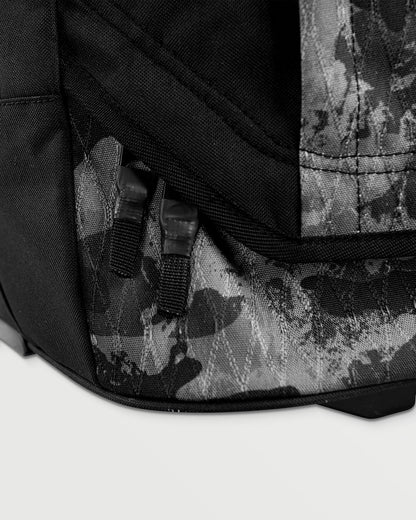 Chamber Carry-On | Volcom Top Pick