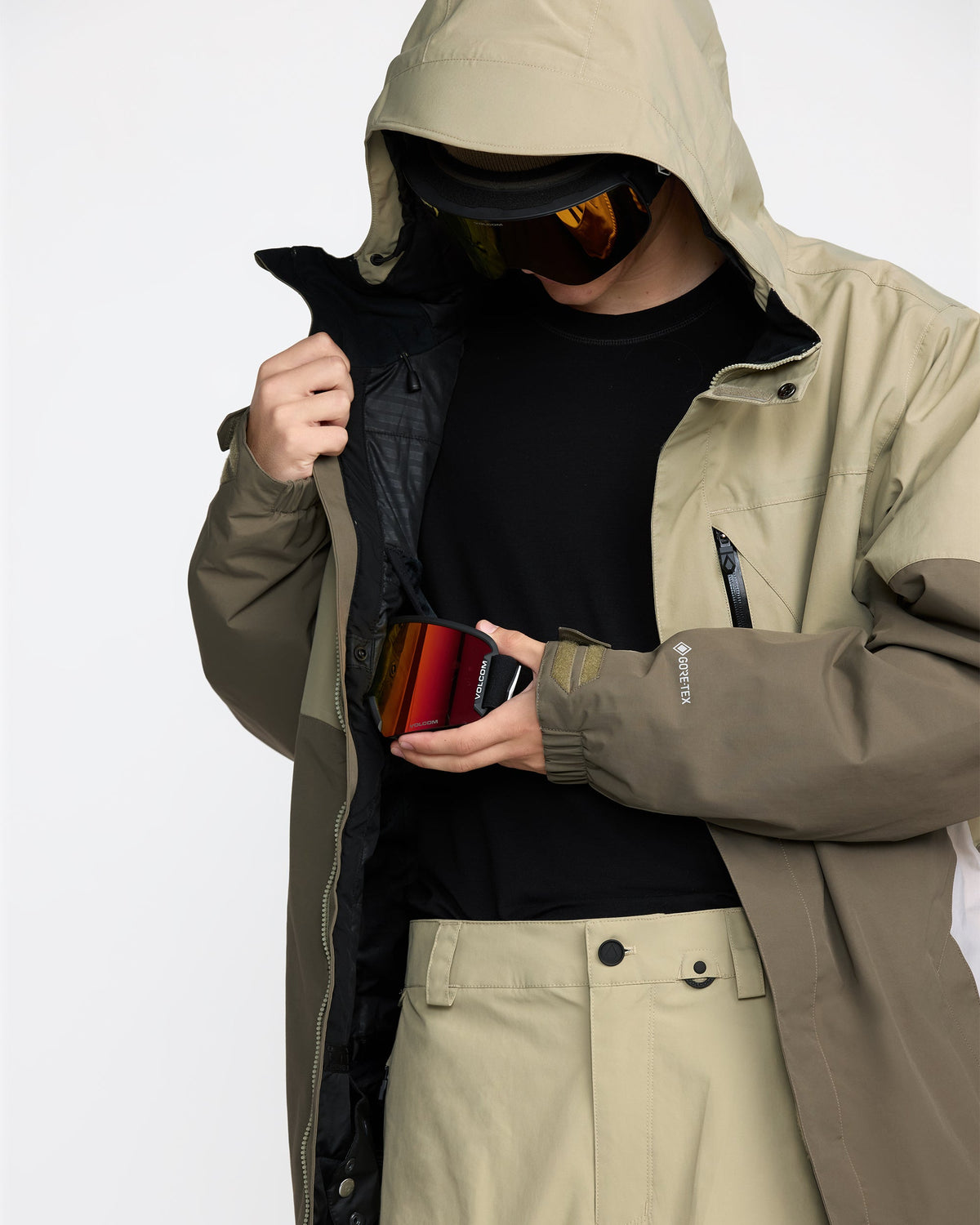 Men's L Gore-Tex Jacket | Volcom Special Offer