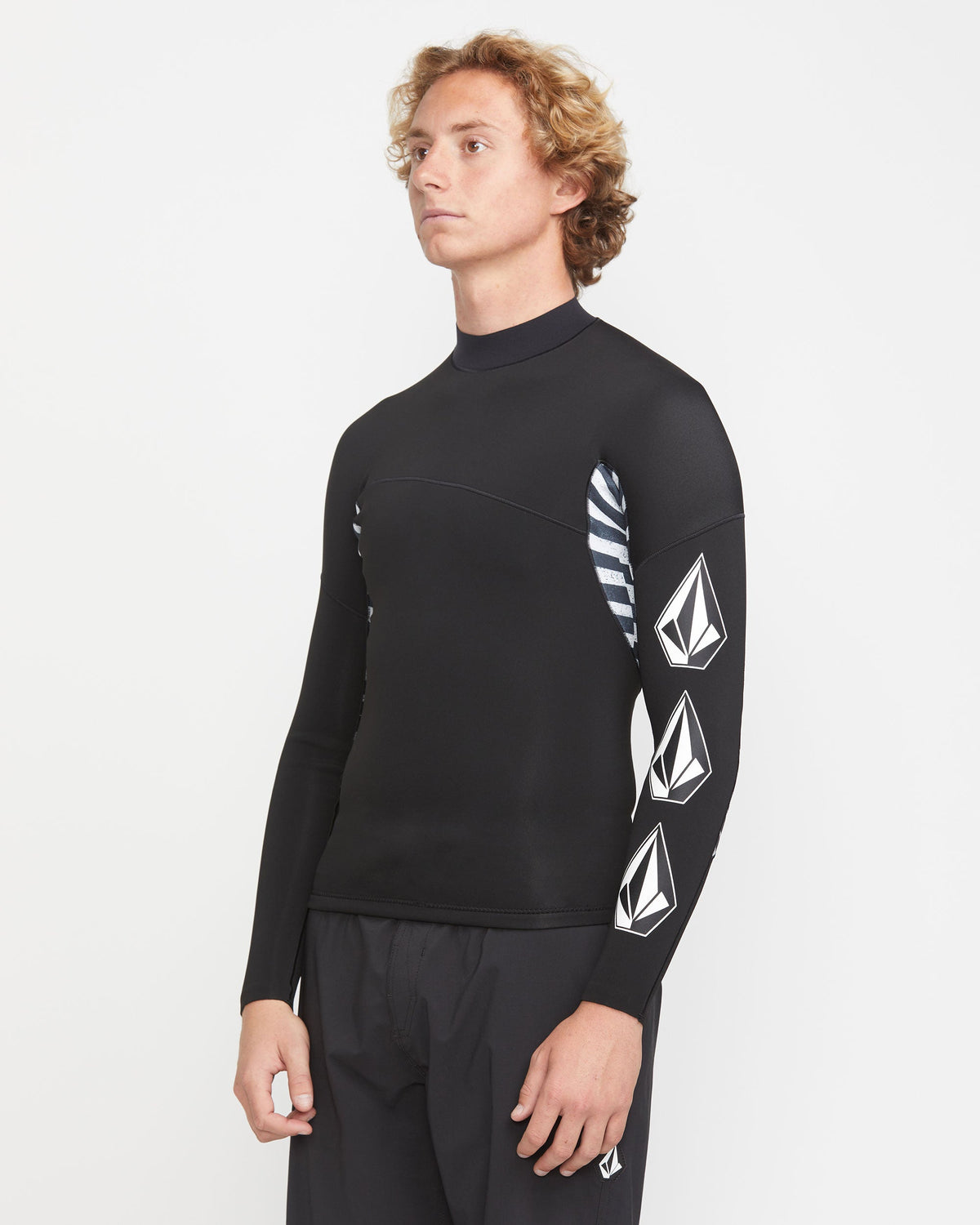 Men's 1.5MM Deadly Stone Pull Over Jacket | Volcom Best Price