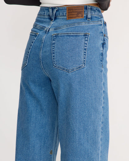 Women's Stoned Boyfriend High Rise Jeans | Volcom Latest