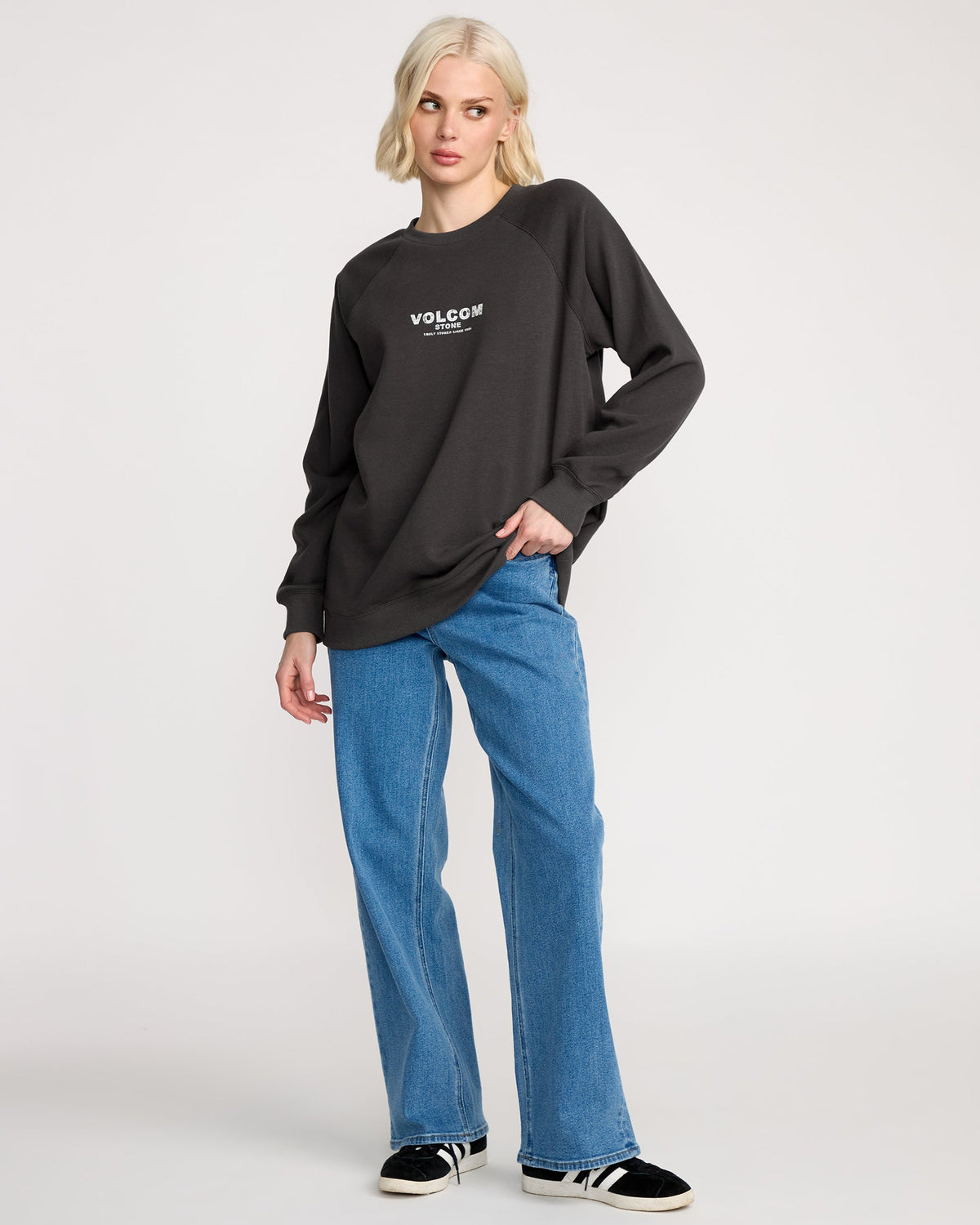 Women's Stone Magic Crew | Volcom Latest