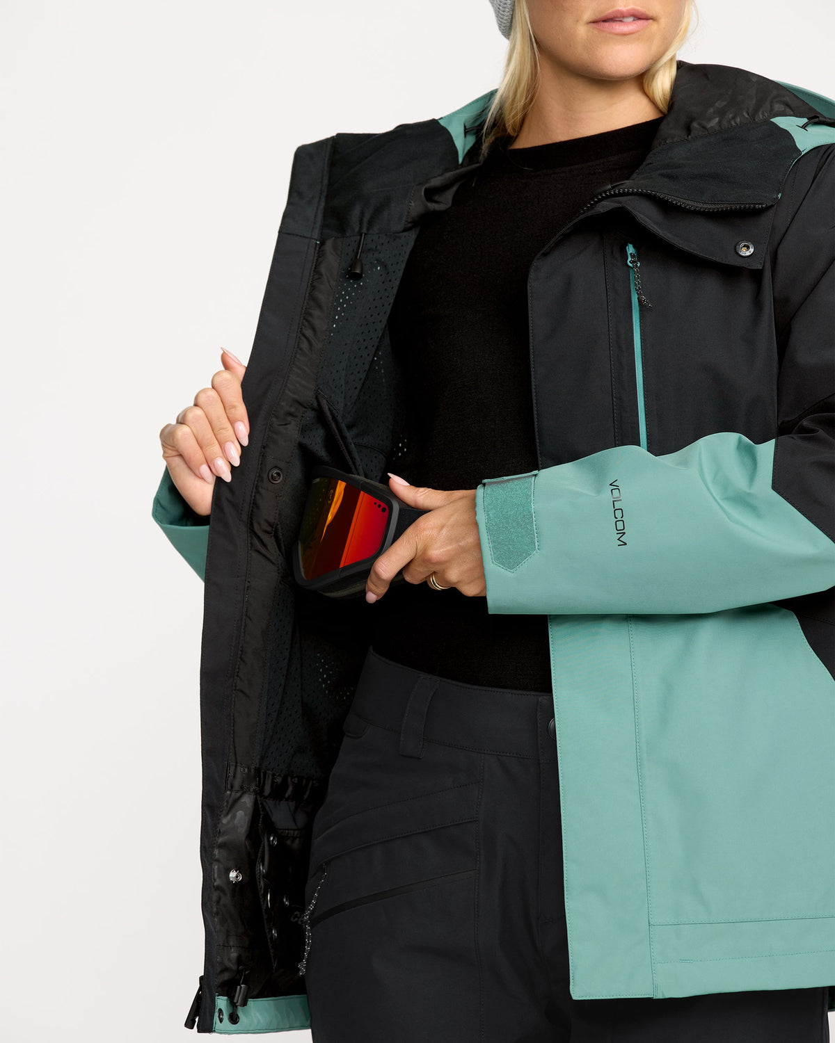 Women's V.Co Tech Eras Gore-Tex Insulated Jacket | Volcom Great Value