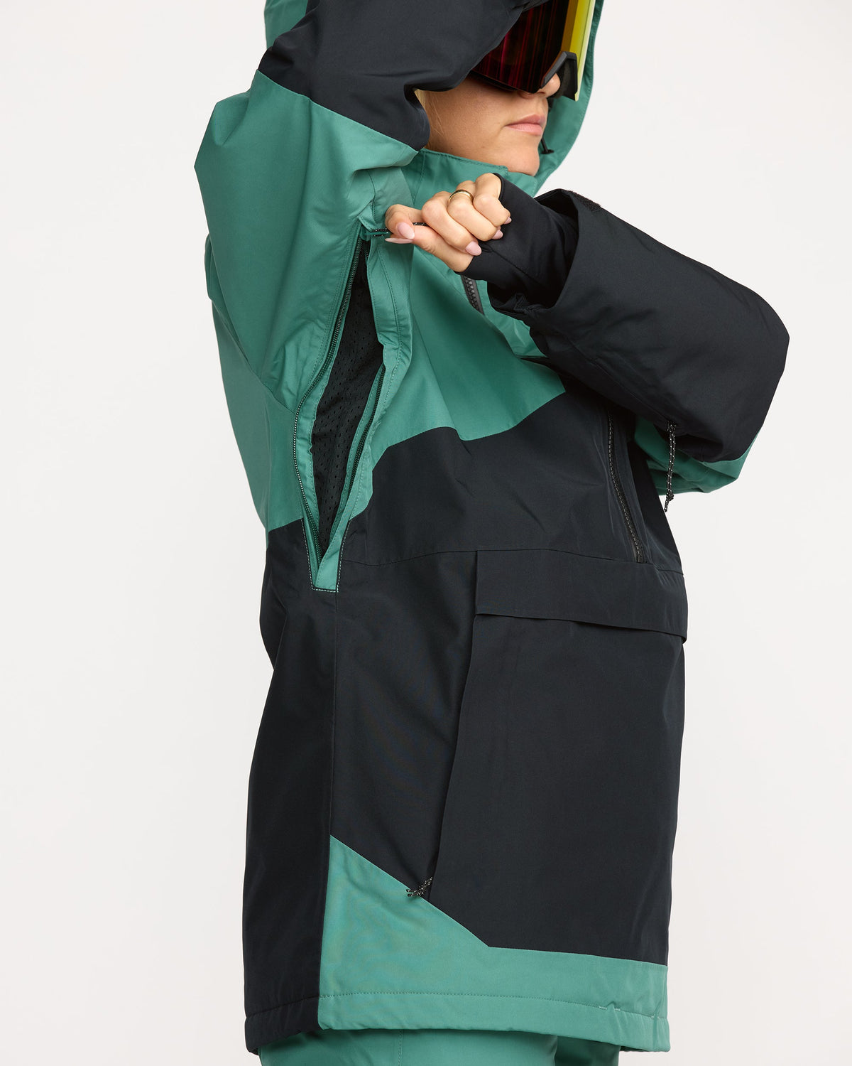Women's Fern Ins Gore Pullover | Volcom Latest