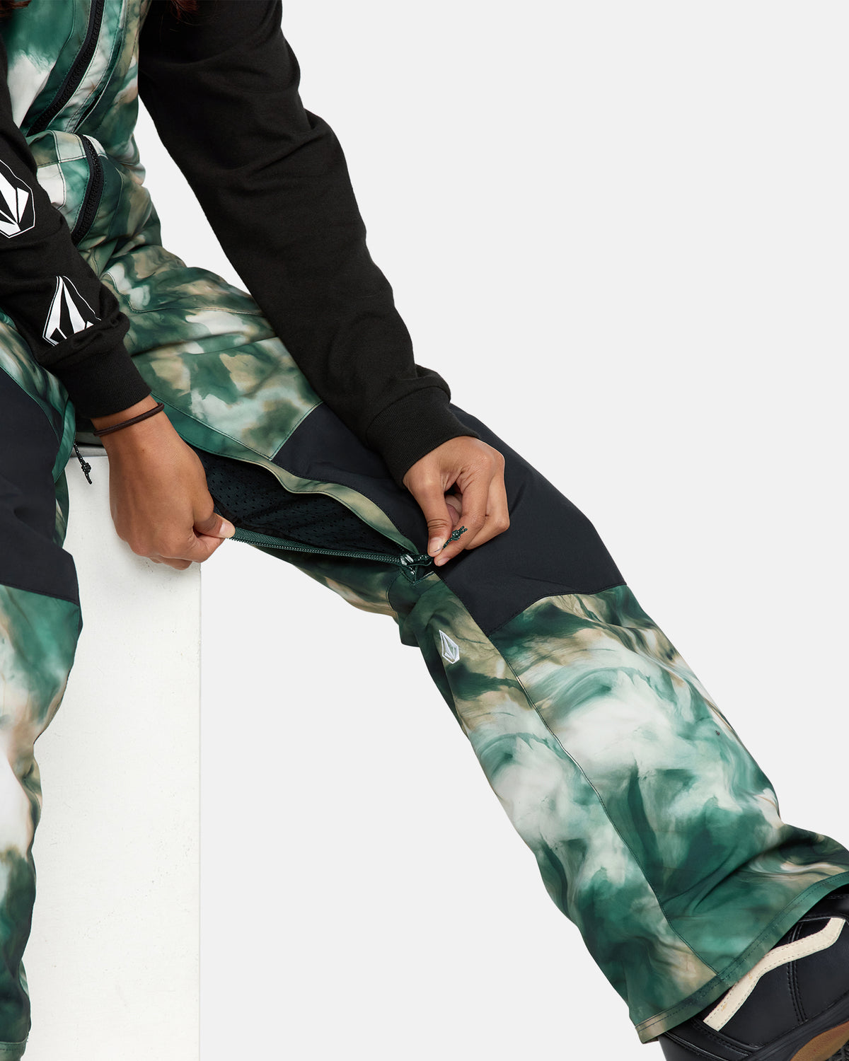 Kids' Barkley Insulated Bib Overall | Volcom Essential