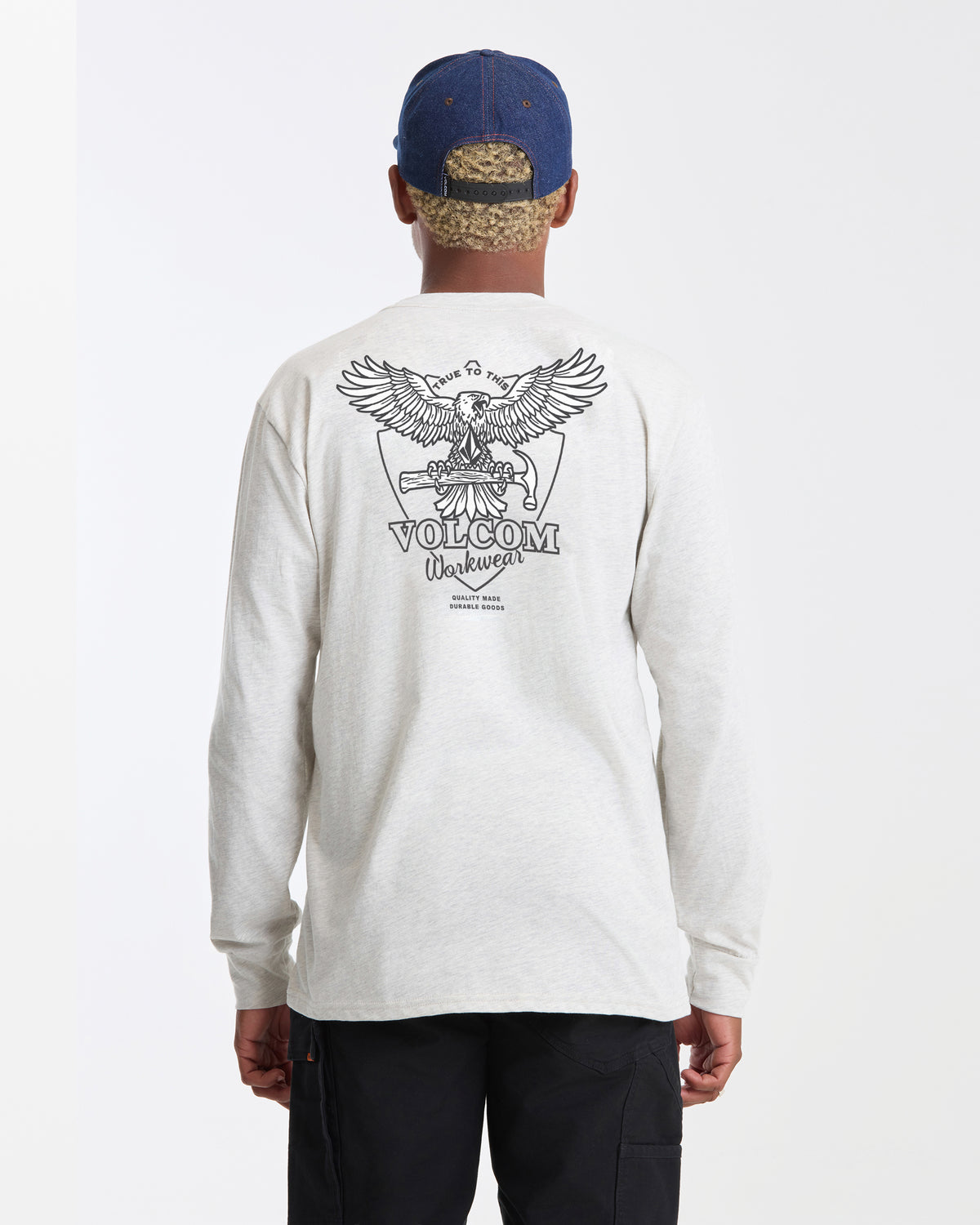 Men's Hammered Long Sleeve Tee | Volcom Essential