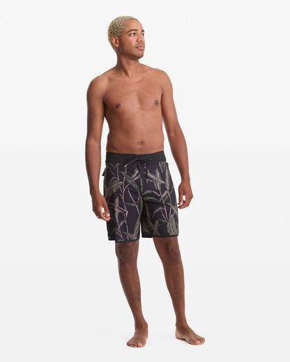 Men's Encounter Scallop Mod 19 | Volcom Best Seller